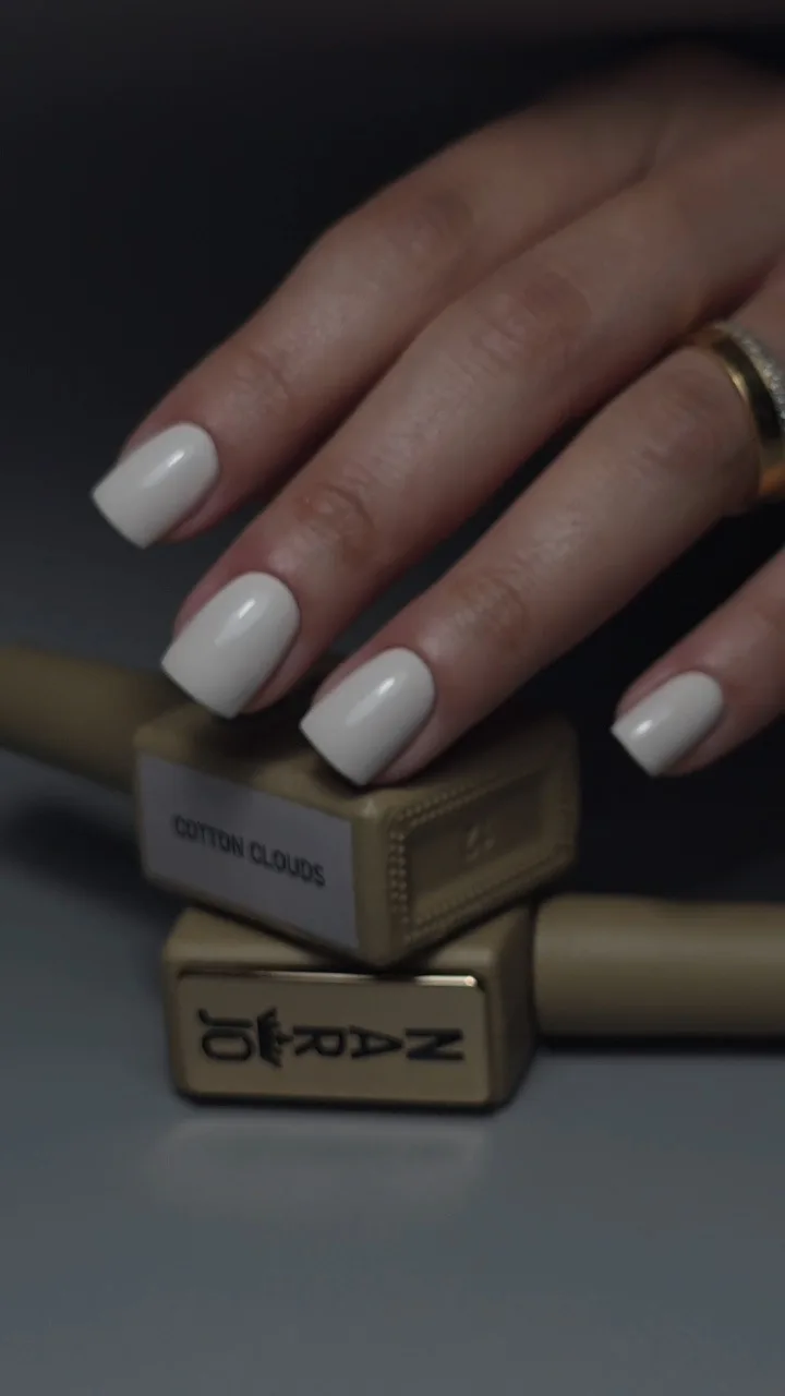 Narjo Cotton Clouds Gel Polish